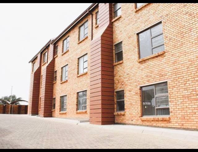 1 BEDROOM APARTMENT FOR SALE IN HONEYPARK